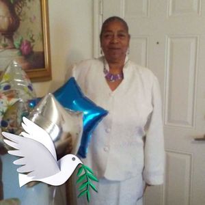 Meet your Posher, Paula f.